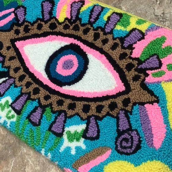Wayuu needle punch all seeing eye wristlet pouch - Picture 4 of 8